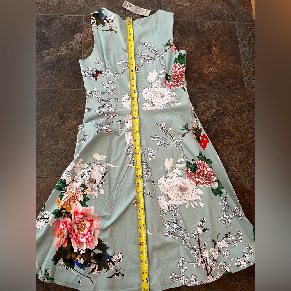 New cottagecore green floral flared sleeveless party/cocktail dress. Size medium - Picture 8 of 12